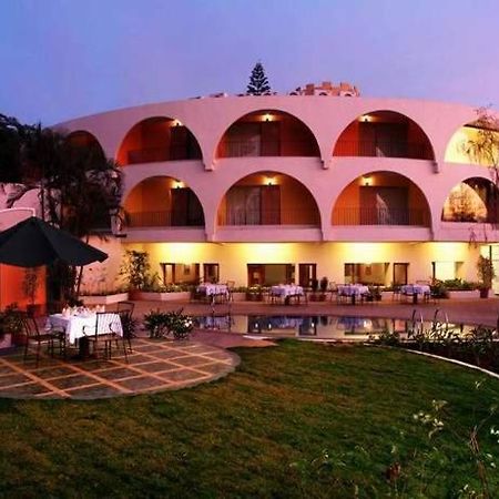 Sahil Sarovar Portico Лонавала Екстериор снимка