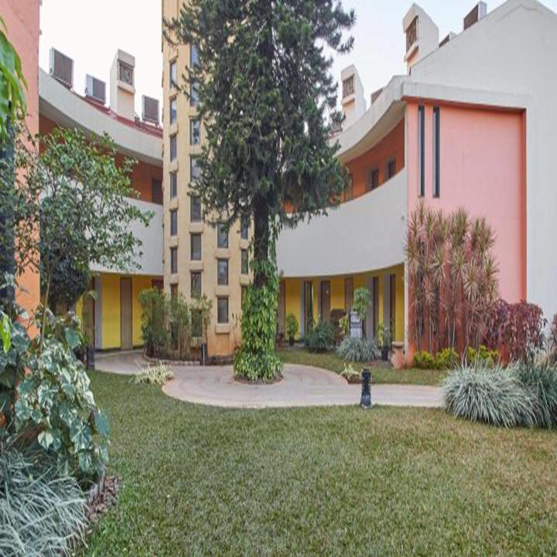 Sahil Sarovar Portico Лонавала Екстериор снимка